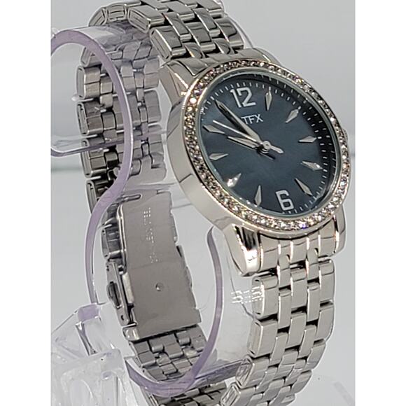 Bulova TFX Silver Tone Mother of Pearl Swarovski Crystals Women's Watch - Picture 3 of 10